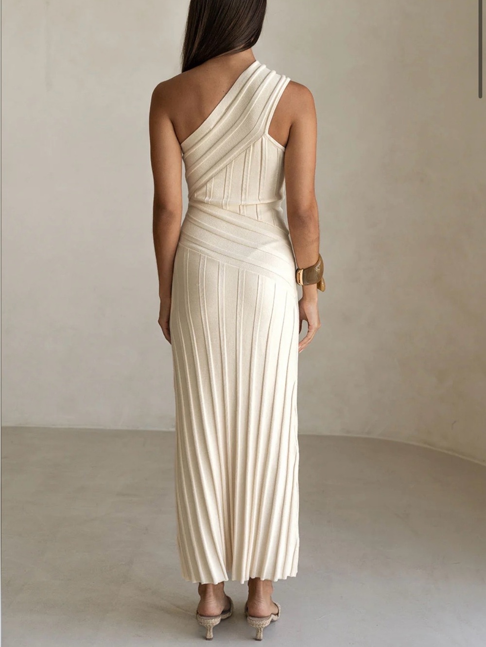 Dominica Dress - Picture 6 of 10